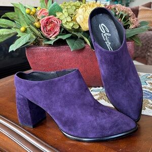 Brand New Sbicca Purple Genuine Suede Block Heel Mules Slip On Clogs Almond Toe